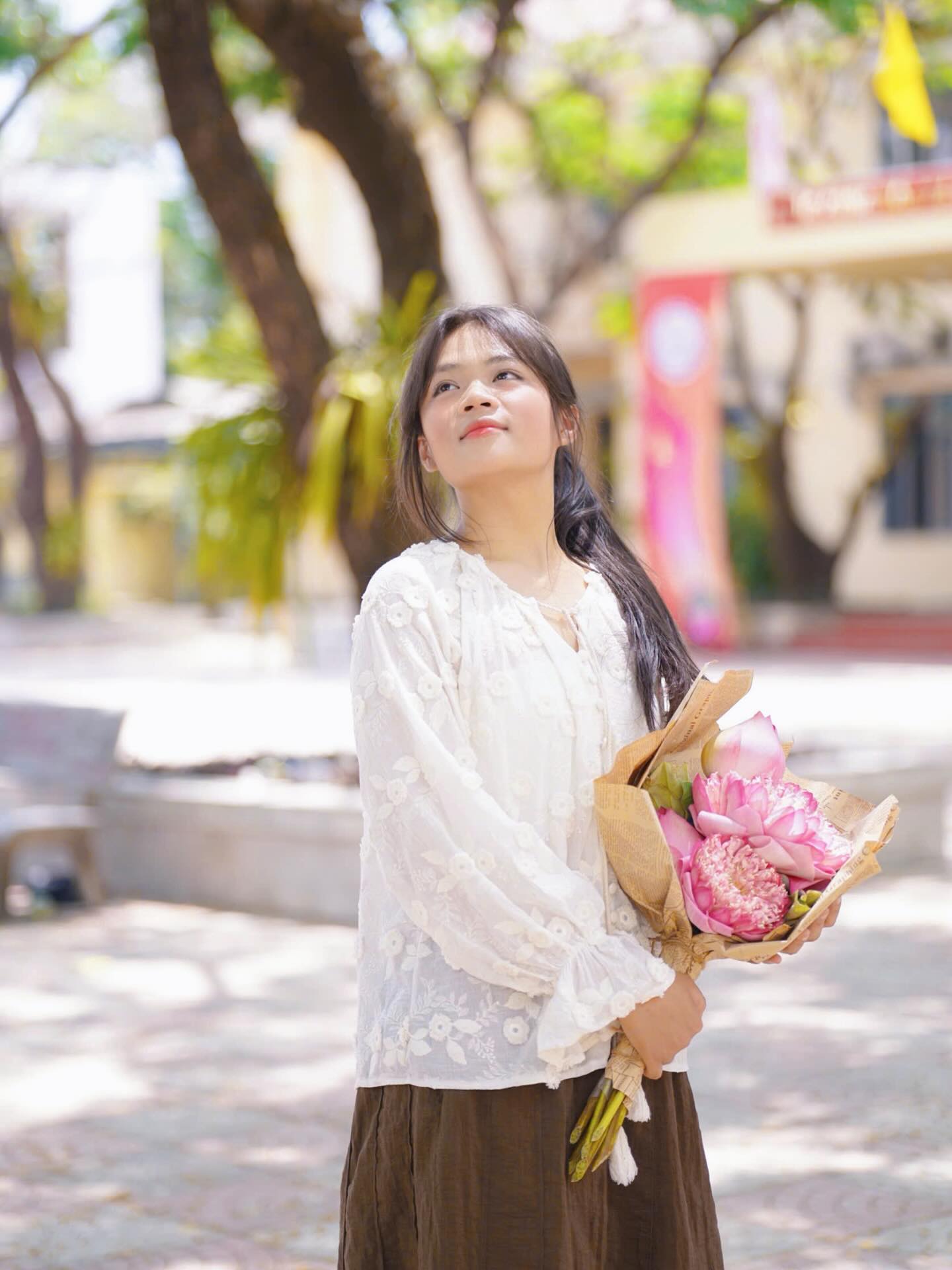 Bùi Cẩm Tú - khóa học PHƯƠNG PHÁP VÀ LUYỆN ĐỀ đạt 9,25 Văn trong kì thi Tốt nghiệp THPT 2025